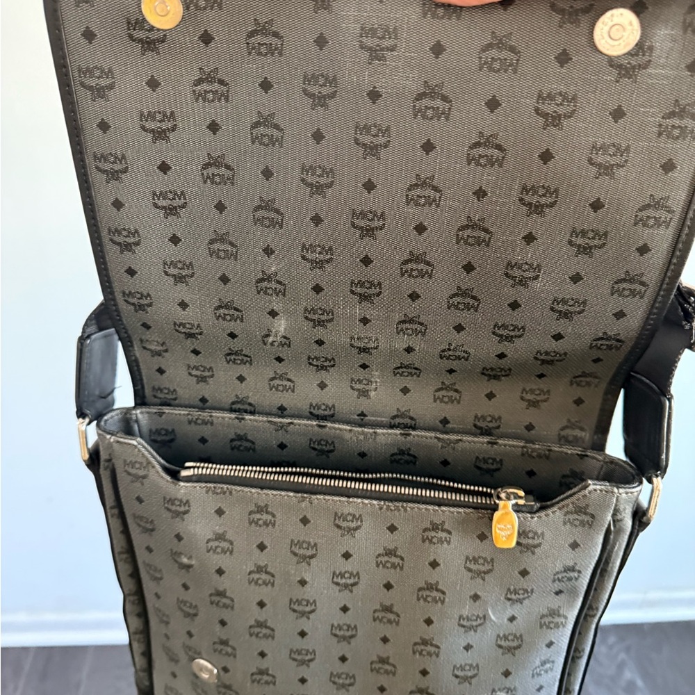 MCM Black and Gray Crossbody Bag - Picture 4 of 12